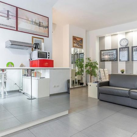 S. Ambrogio Square Apartment Milano Exterior foto