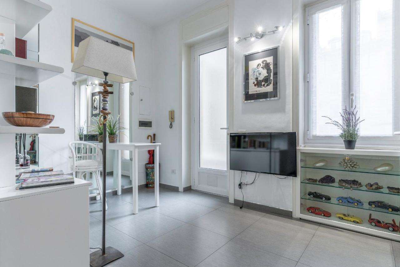S. Ambrogio Square Apartment Milano Exterior foto